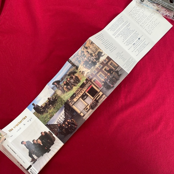 90s I The Cranberries I 2 Cassette Tapes - Picture 12 of 14